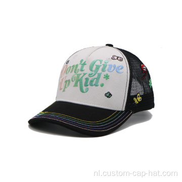 3D geborduurde tweekleurige sportschuim trucker hoed